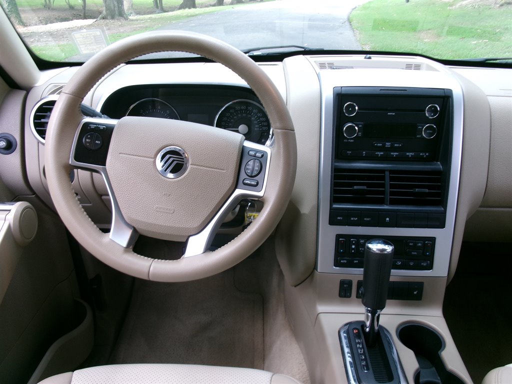 2010 Mercury Mountaineer - $9,995