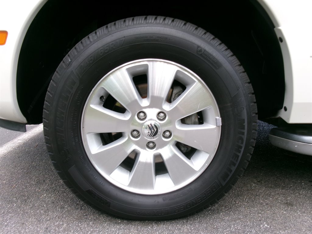 2010 Mercury Mountaineer - $9,995