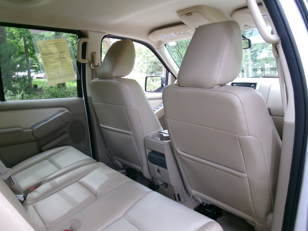 2010 Mercury Mountaineer - $9,995