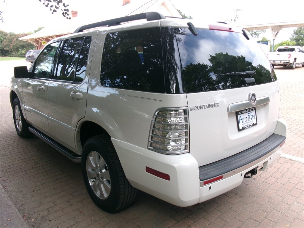 2010 Mercury Mountaineer - $9,995