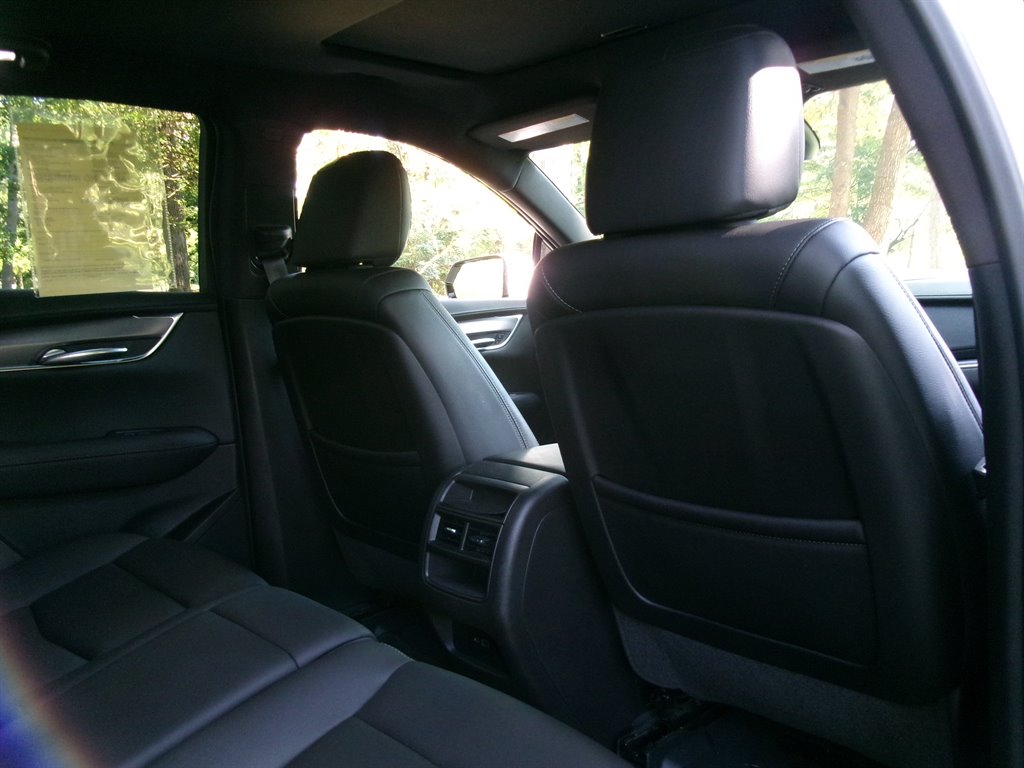 2022 Cadillac XT5 - $24,995