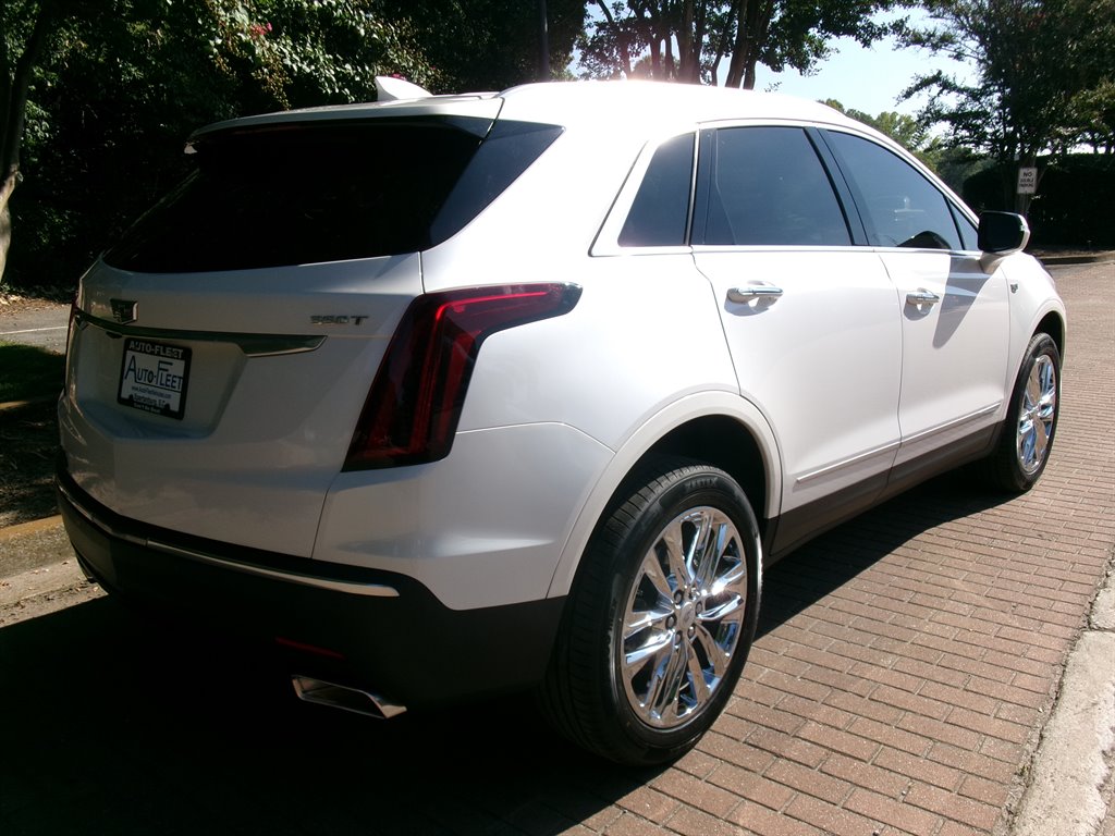 2022 Cadillac XT5 - $24,995