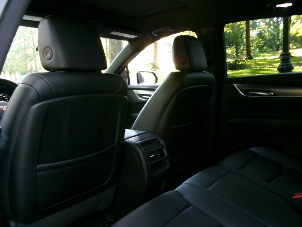2022 Cadillac XT5 - $24,995