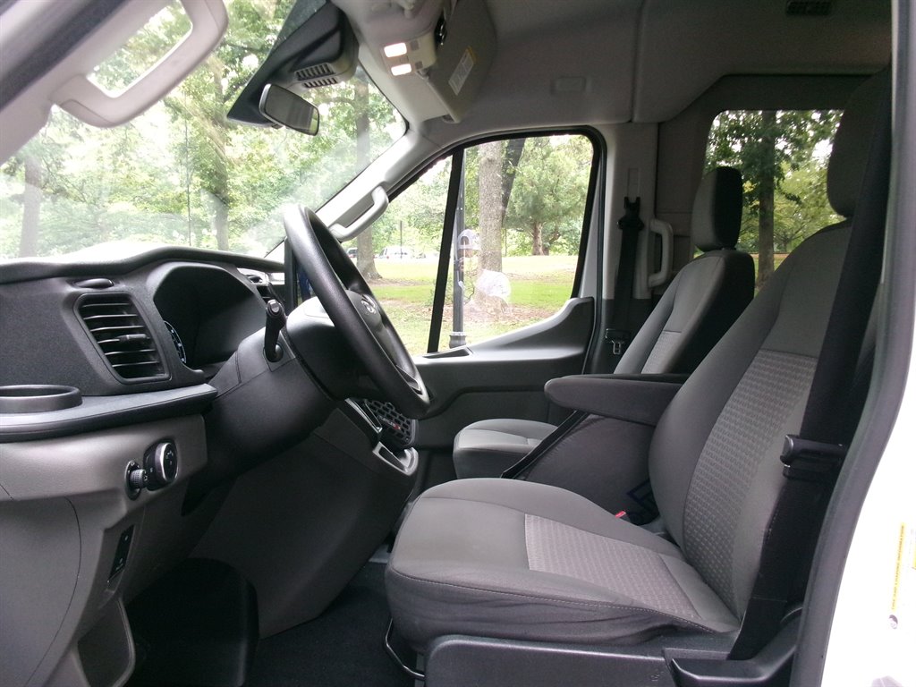 2024 Ford Transit - $39,995
