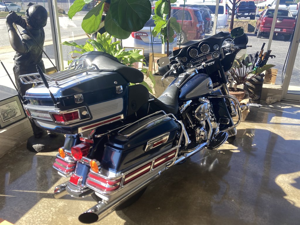 2001 Harley-davidson Ultra Classic Electra Glide - $8,000