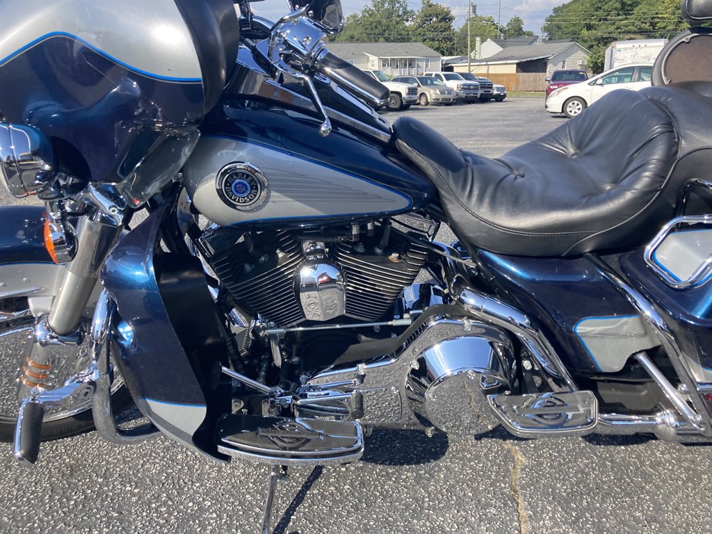 2001 Harley-davidson Ultra Classic Electra Glide - $8,000