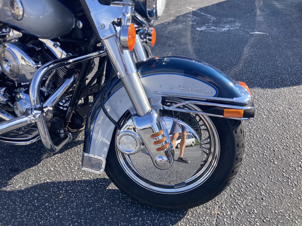 2001 Harley-davidson Ultra Classic Electra Glide - $8,000