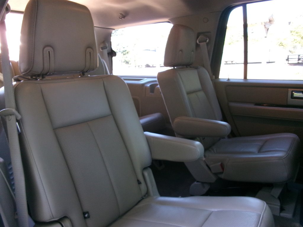 2012 Ford Expedition - $12,995