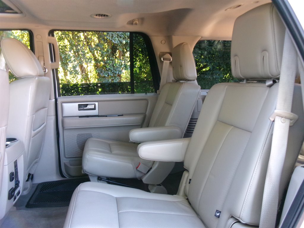 2012 Ford Expedition - $12,995