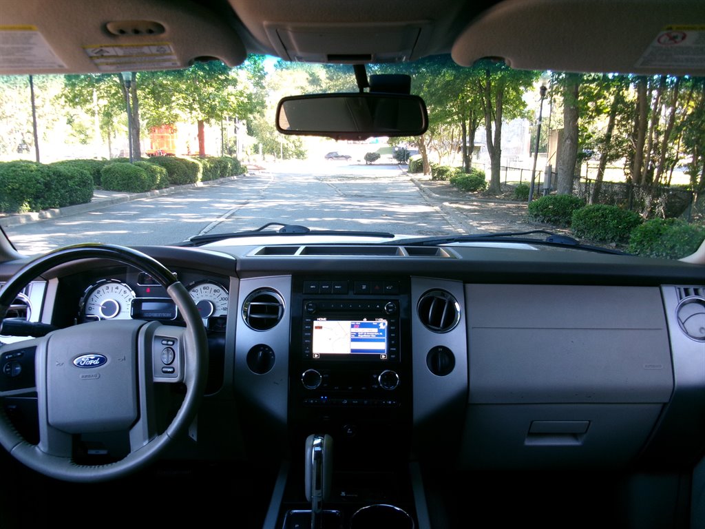 2012 Ford Expedition - $12,995