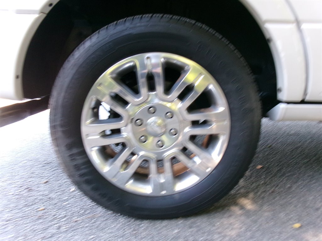 2012 Ford Expedition - $12,995