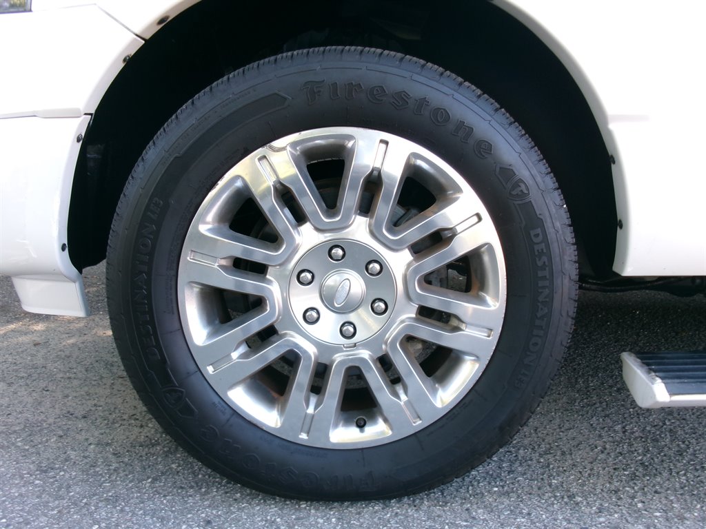 2012 Ford Expedition - $12,995