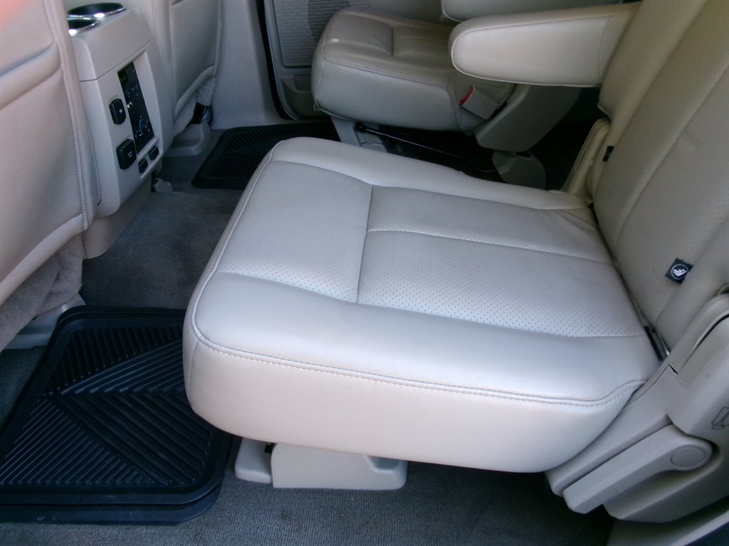 2012 Ford Expedition - $12,995