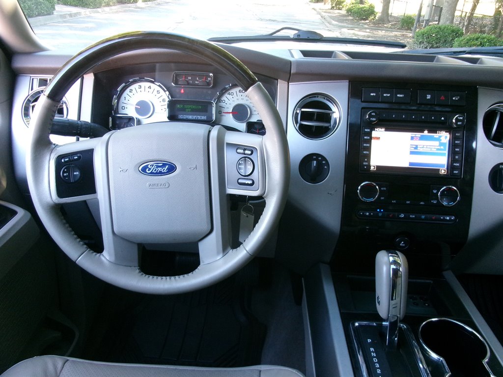 2012 Ford Expedition - $12,995