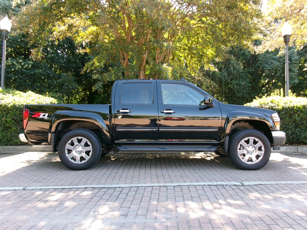 2012 Chevrolet Colorado - $21,995