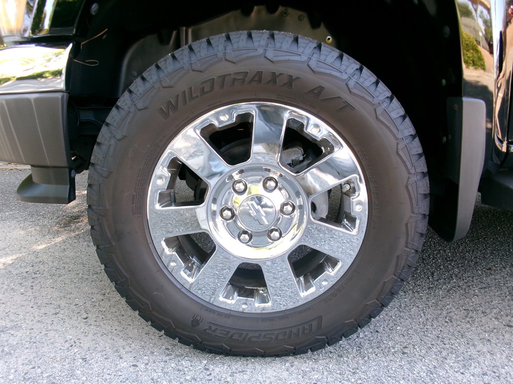 2012 Chevrolet Colorado - $21,995