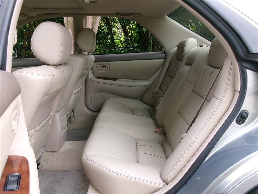 2001 Lexus ES - $11,995