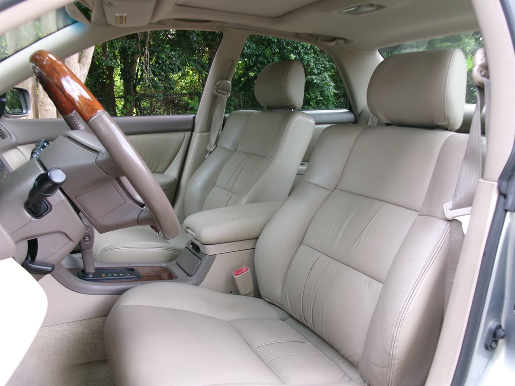 2001 Lexus ES - $11,995