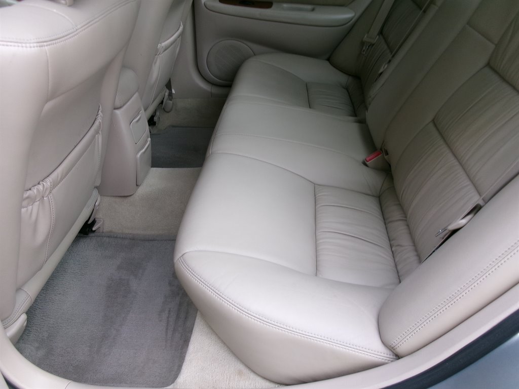 2001 Lexus ES - $11,995