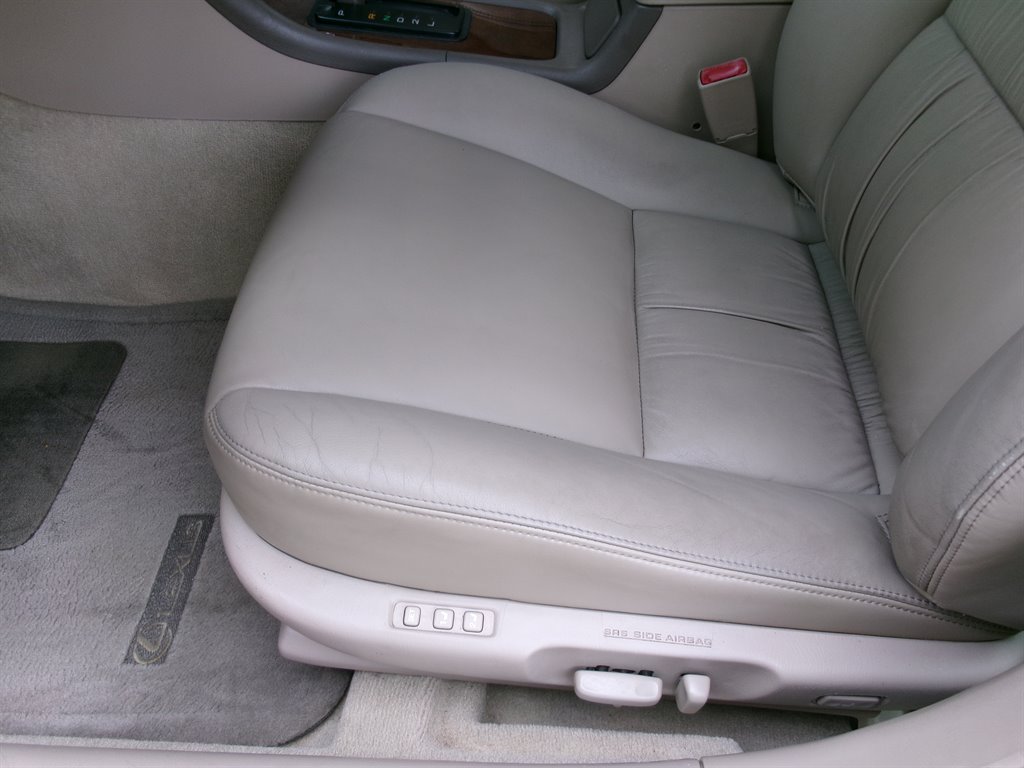 2001 Lexus ES - $11,995