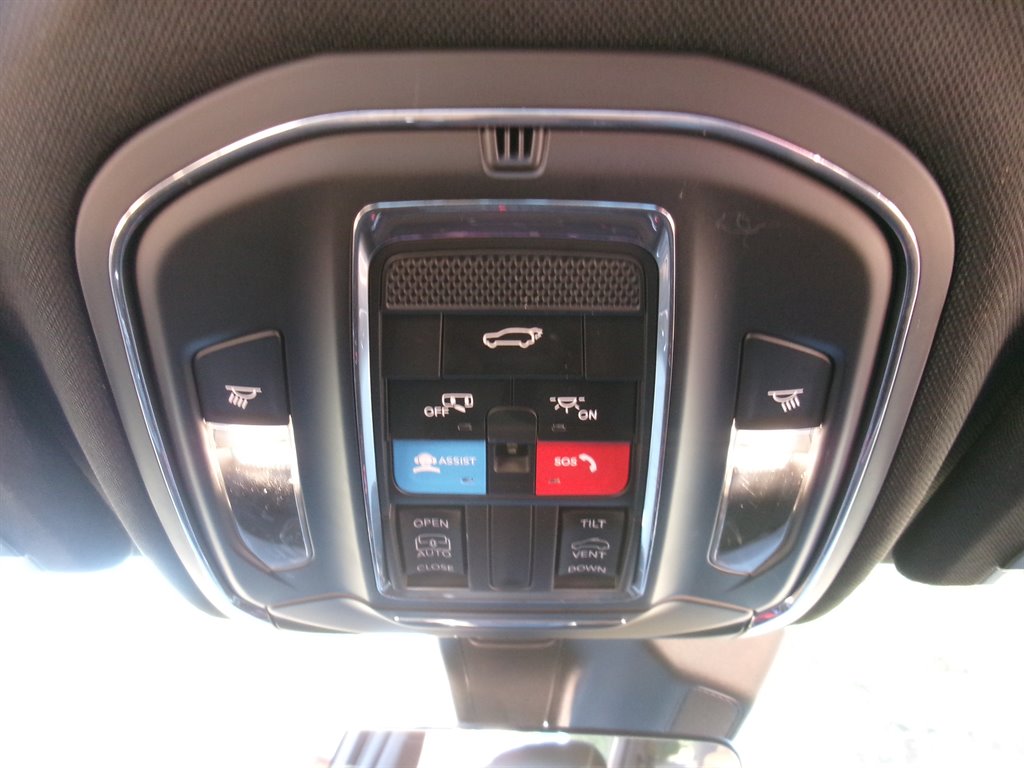 2025 Jeep Cherokee - $36,995