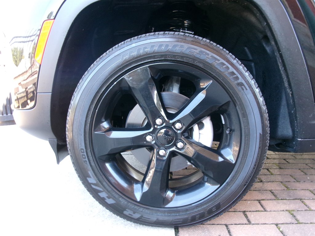 2025 Jeep Cherokee - $36,995