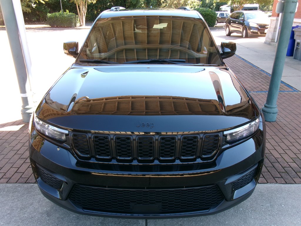2025 Jeep Cherokee - $36,995
