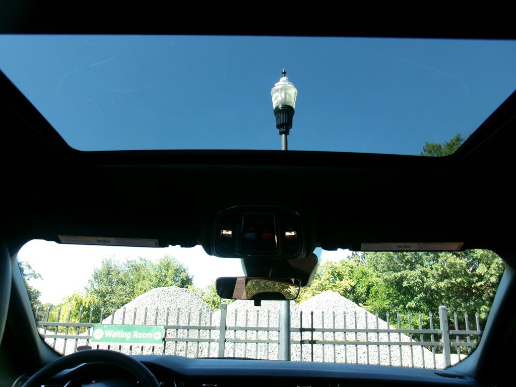 2025 Jeep Cherokee - $36,995