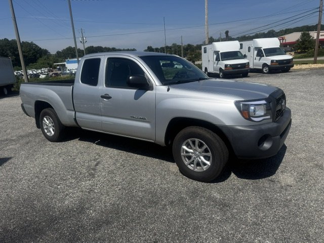 2011 Toyota Tacoma - $14,995