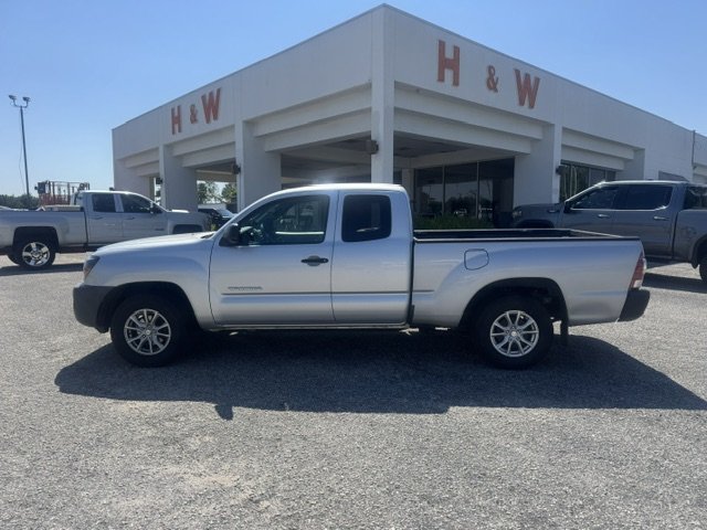 2011 Toyota Tacoma - $14,995