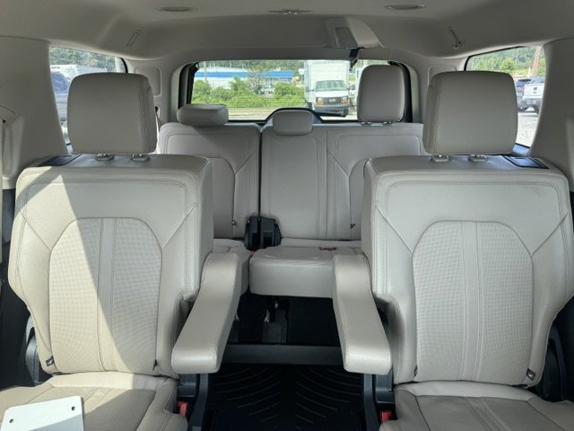 2024 Ford Expedition - $42,995