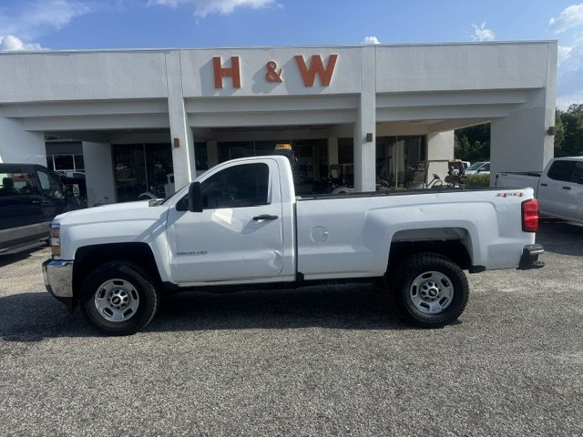 2017 Chevrolet Silverado 2500 - $16,995