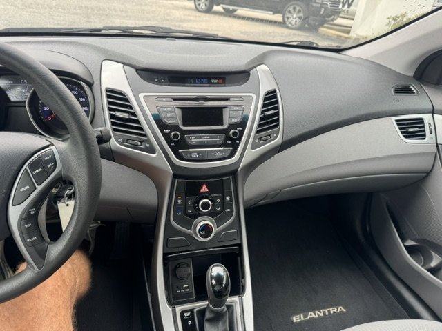 2015 Hyundai Elantra - $8,100