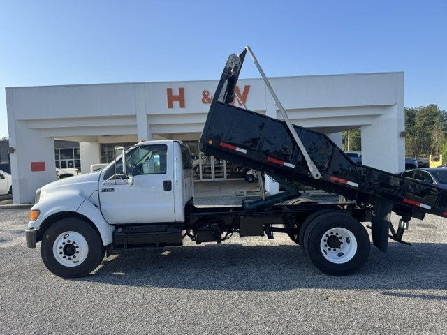 2011 Ford F-750 - $44,900