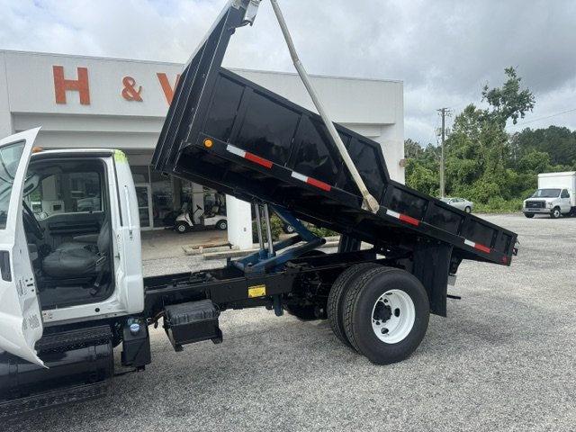 2015 Ford F-750 - $56,900