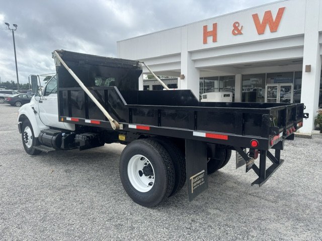 2015 Ford F-750 - $56,900