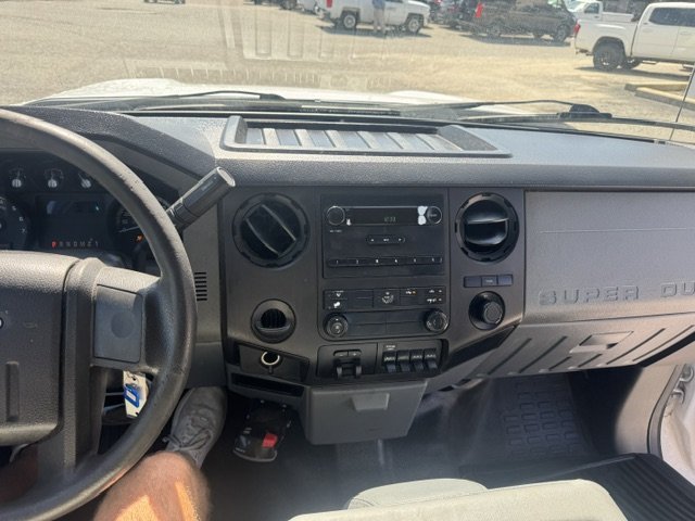 2015 Ford F350 - $22,995