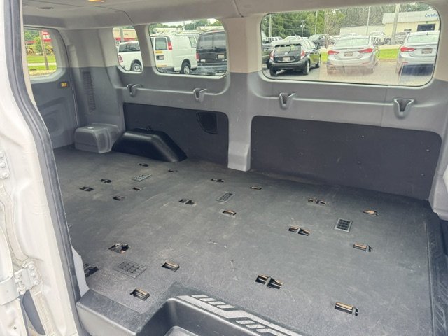 2015 Ford T350 Vans - $18,995