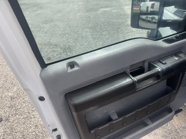 2015 Ford F250 - $16,995