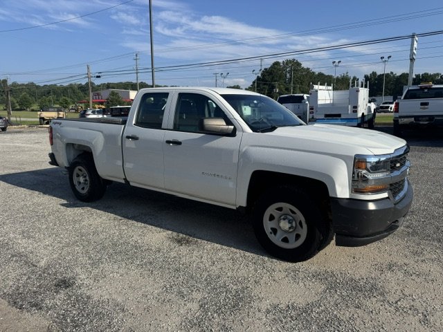 2017 Chevrolet Silverado 1500 - $14,990