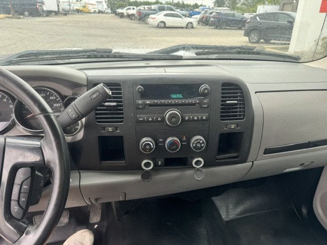 2014 Chevrolet Silverado - $19,900