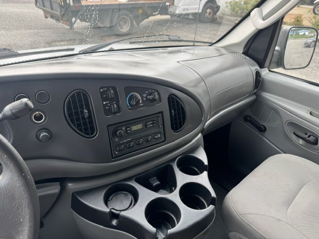 2008 Ford E-350 - $12,990
