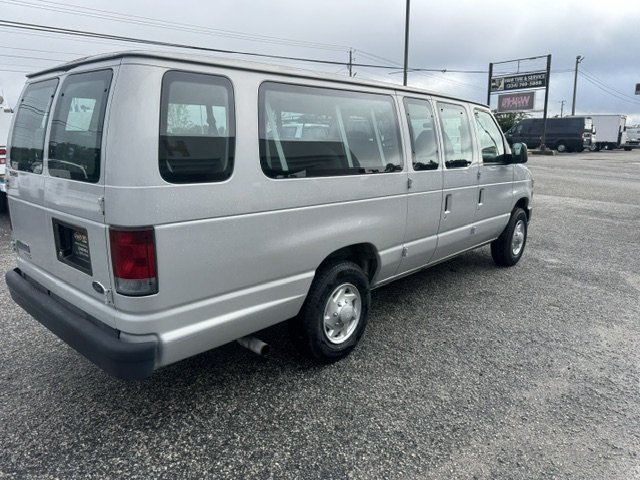 2008 Ford E-350 - $12,990
