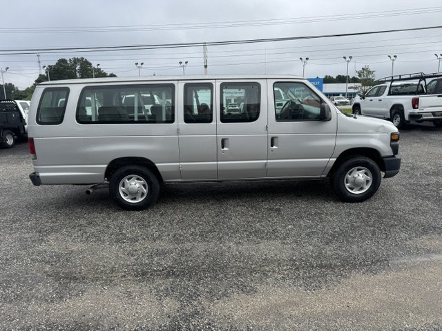 2008 Ford E-350 - $12,990