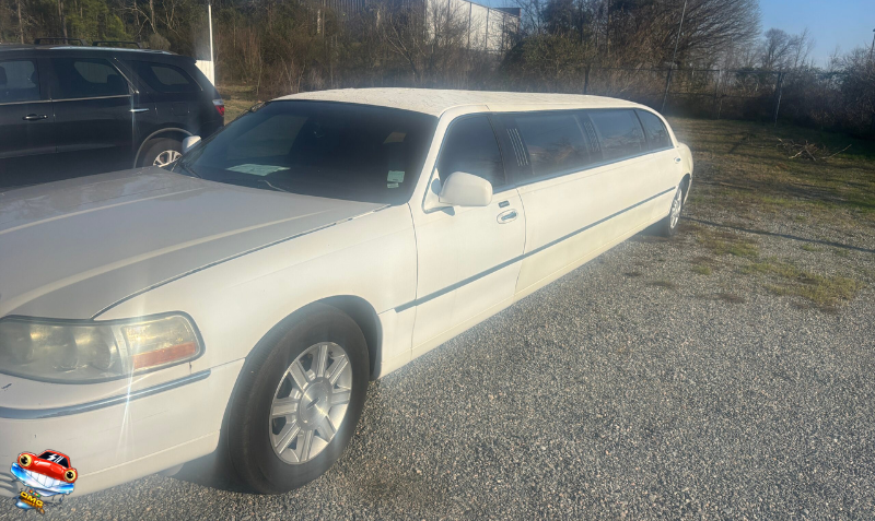 2006 Lincoln Town Car
