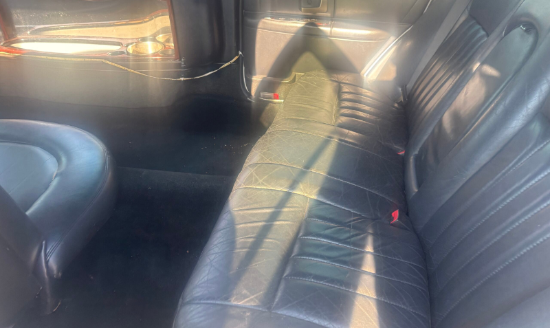 2006 Lincoln Town Car