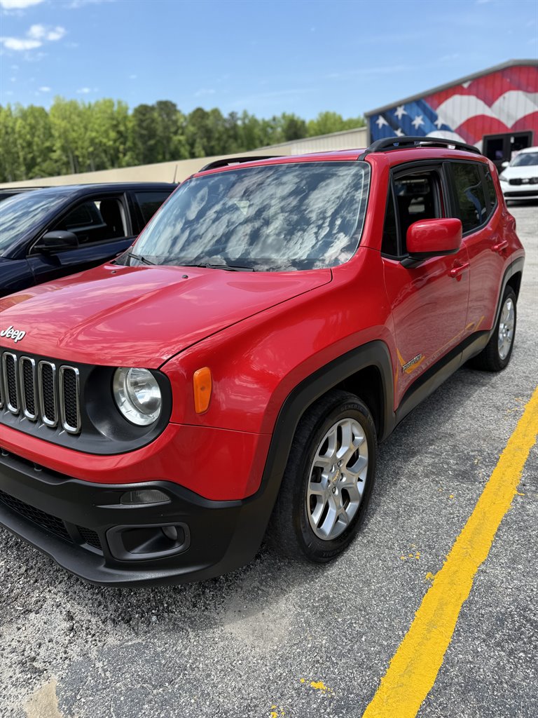 2016 Jeep Renegade Latitude photo