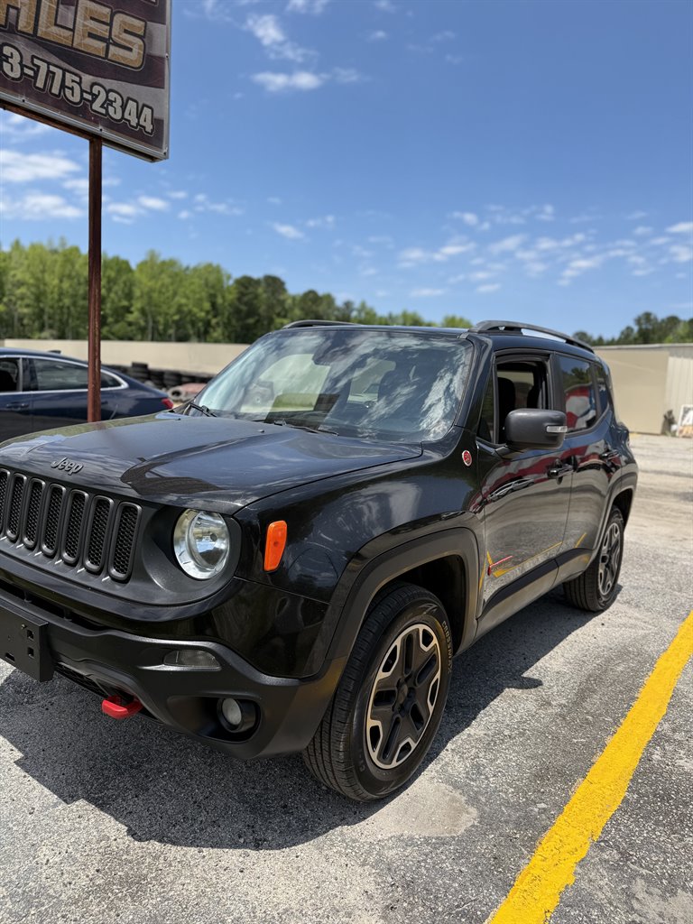 2015 Jeep Renegade Trailhawk photo