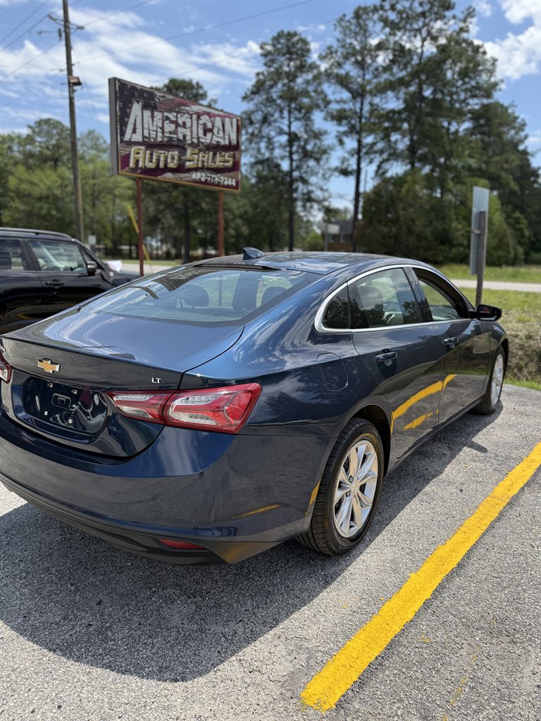 2021 Chevrolet Malibu LT photo