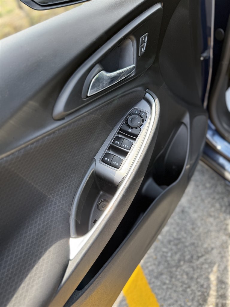 2021 Chevrolet Malibu LT photo